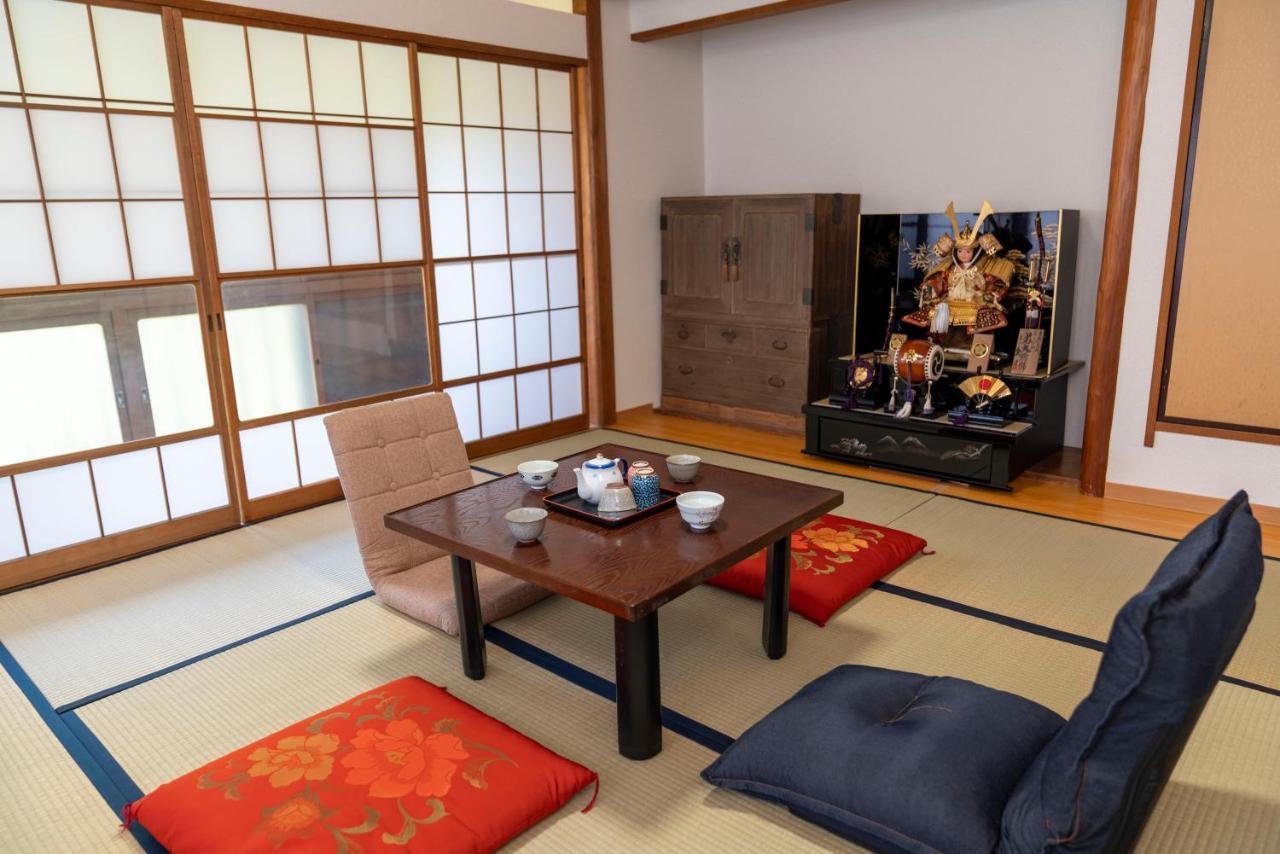 【箱根湯本】日本家屋・箱根湯本駅から徒歩15分、芸者教師の家 Hakone Esterno foto
